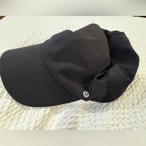 Lululemon women’s fast and free running hat